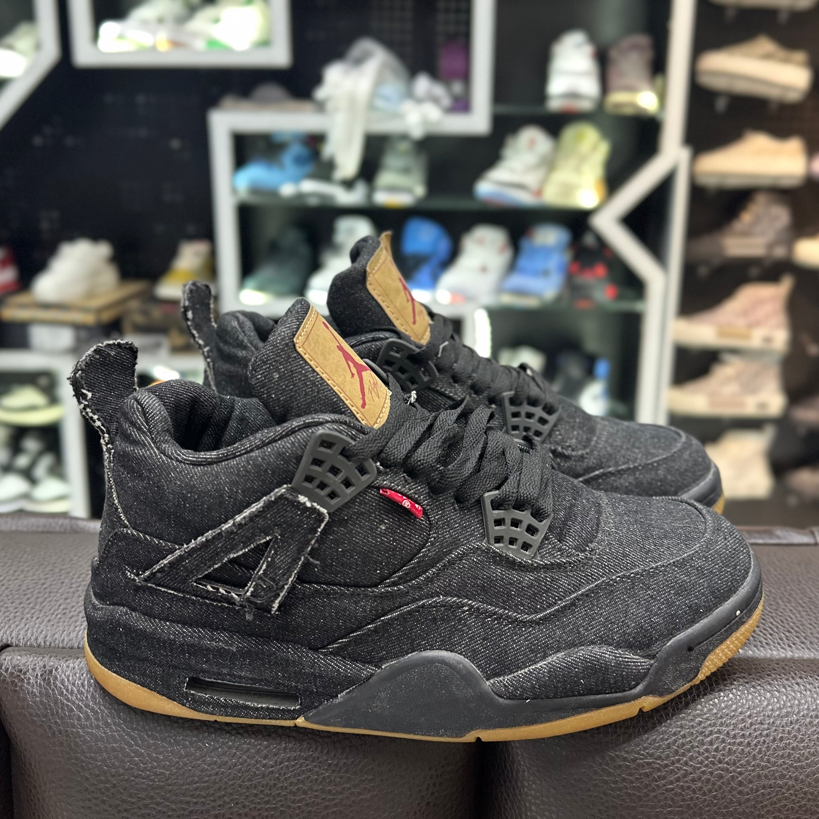 Jordan 4 Levis Sneakerland