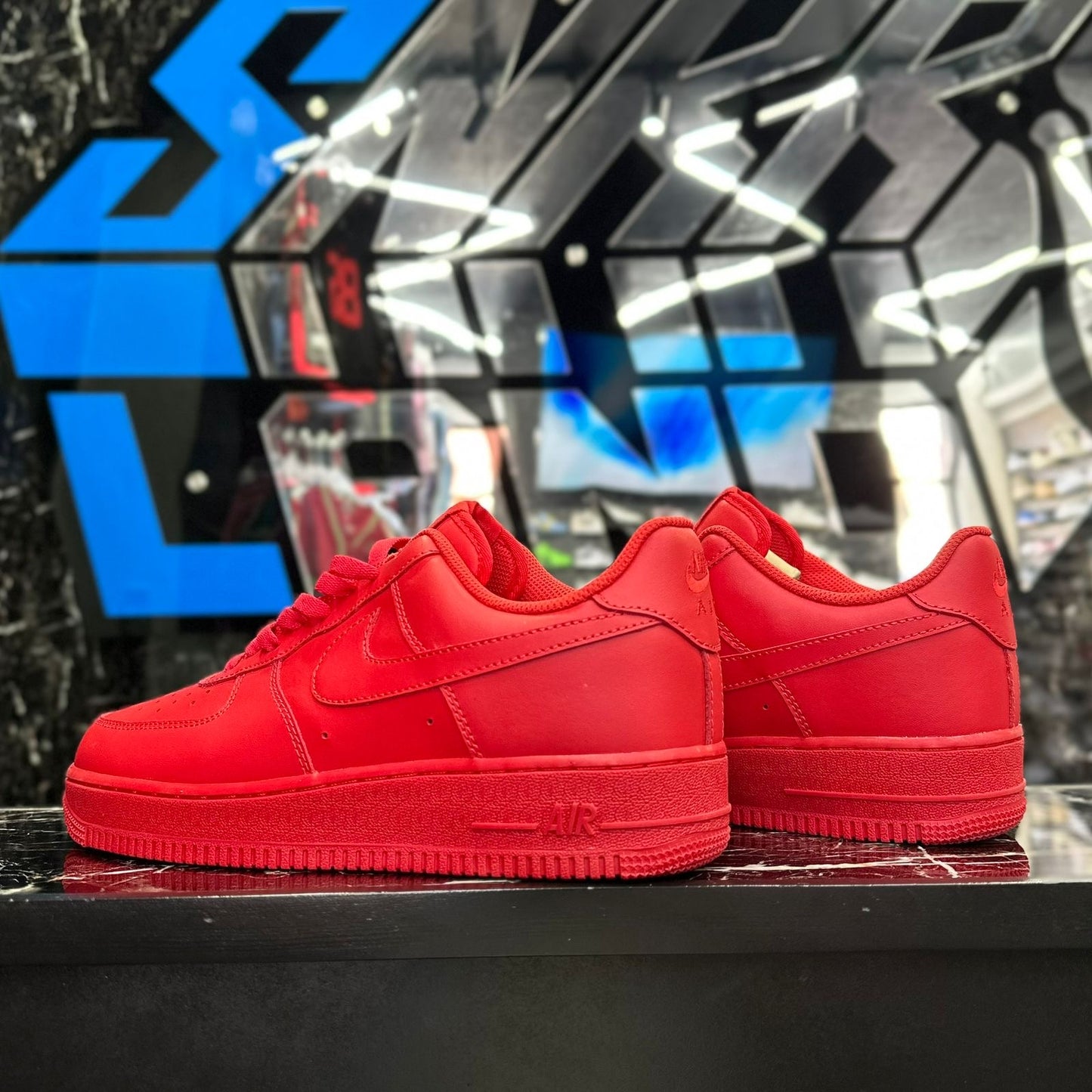 AF1 Low 'TRIPLE RED'