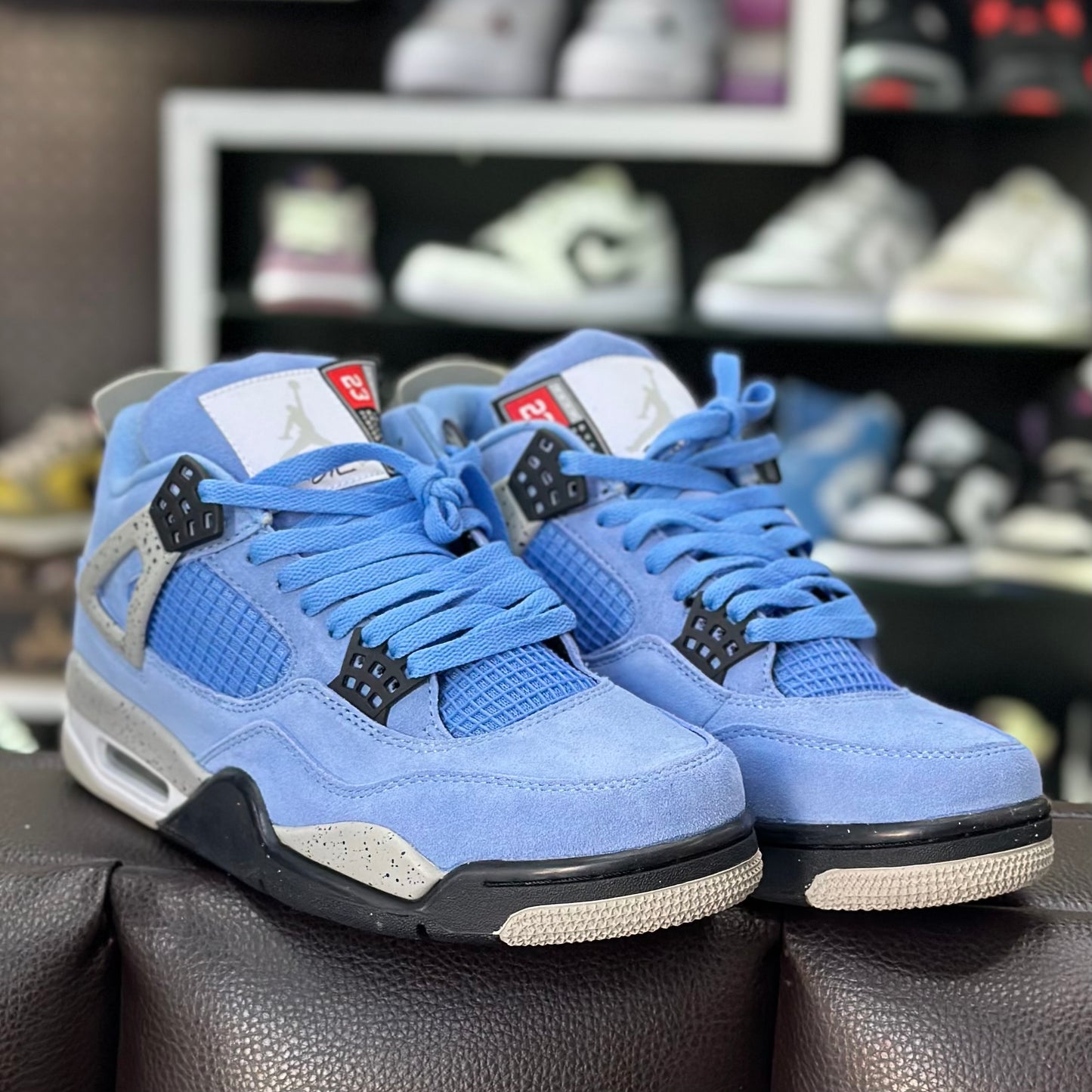 Jordan 4 UNC