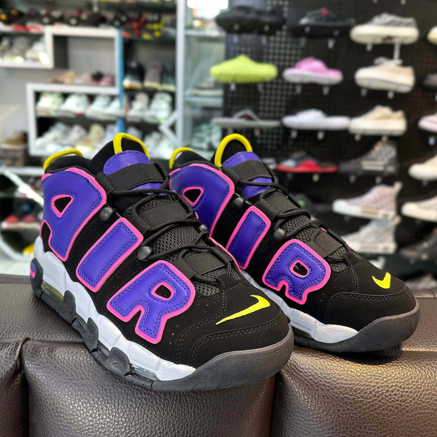 Uptempo Negro Morado