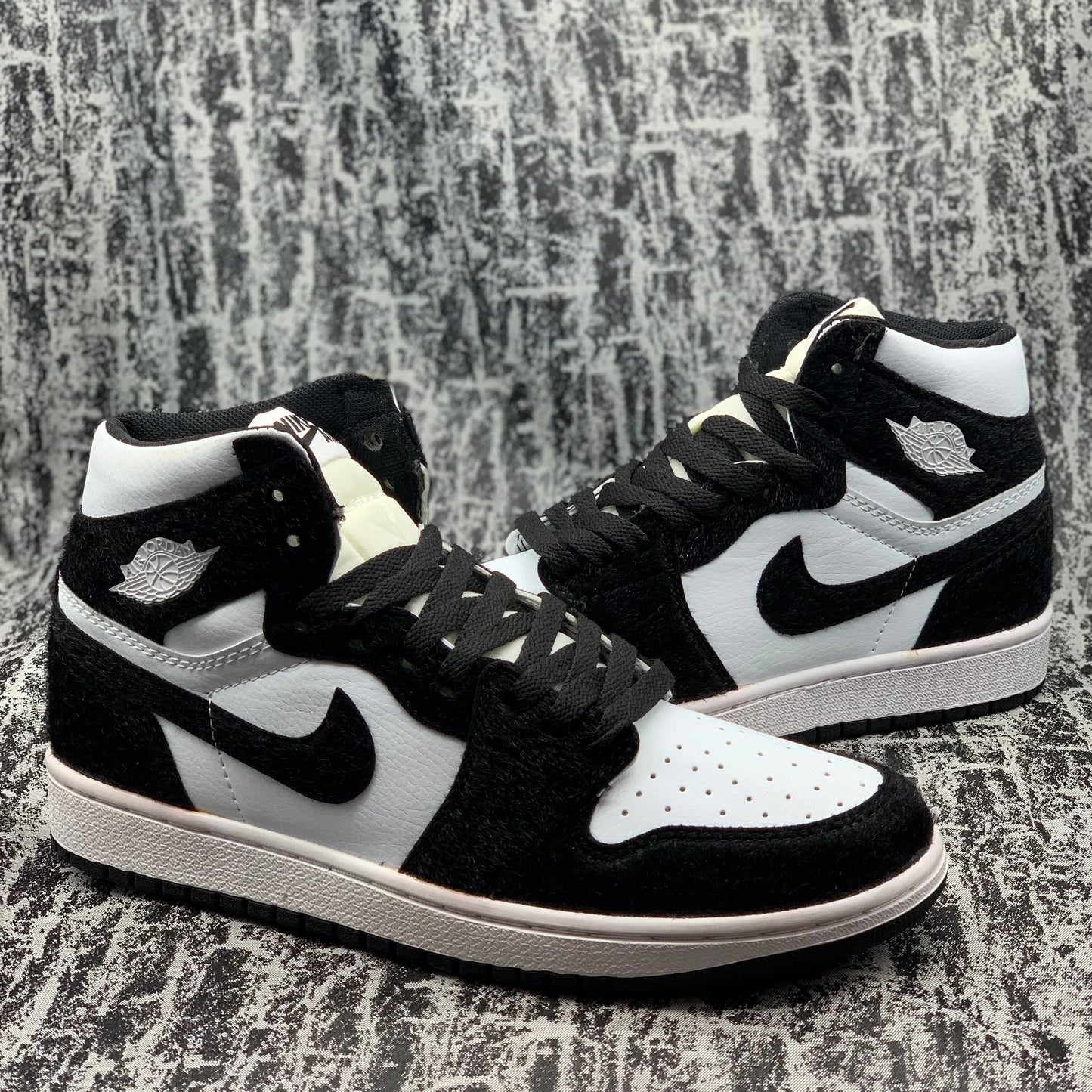 Jordan 1 High Panda Pelos