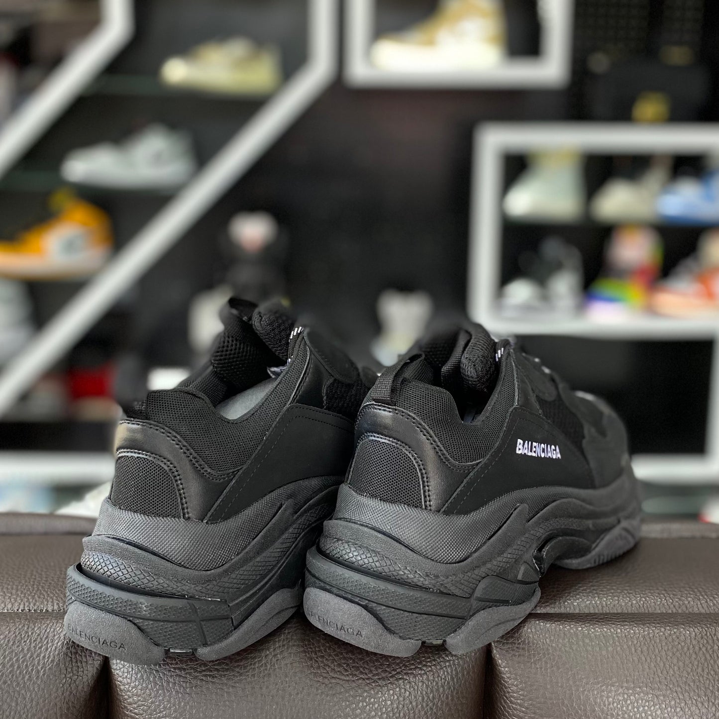 Balenciaga Triple S Negro