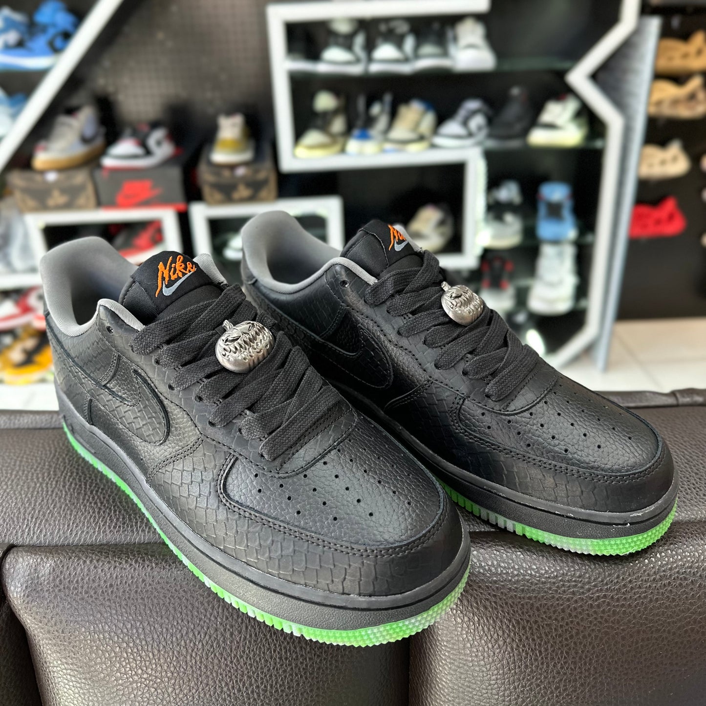 AF1 Low Hallowen Negro