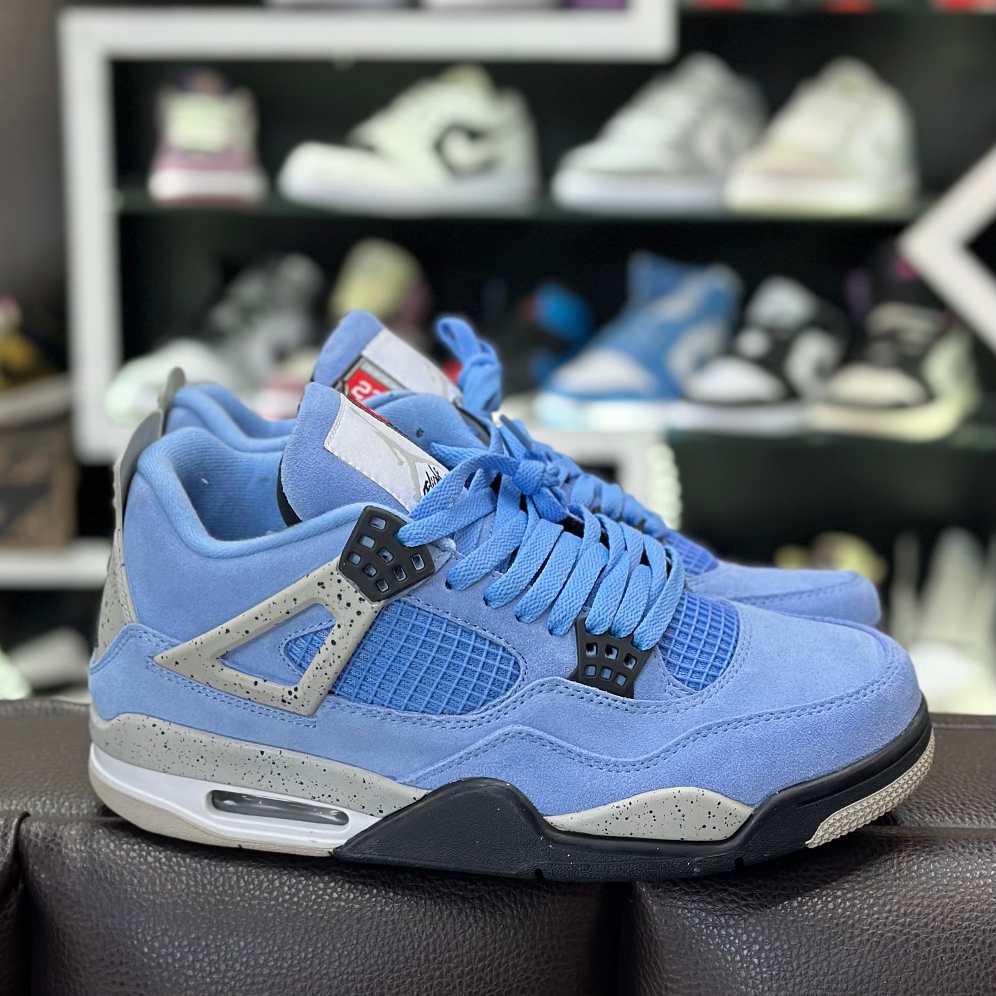 Jordan 4 UNC