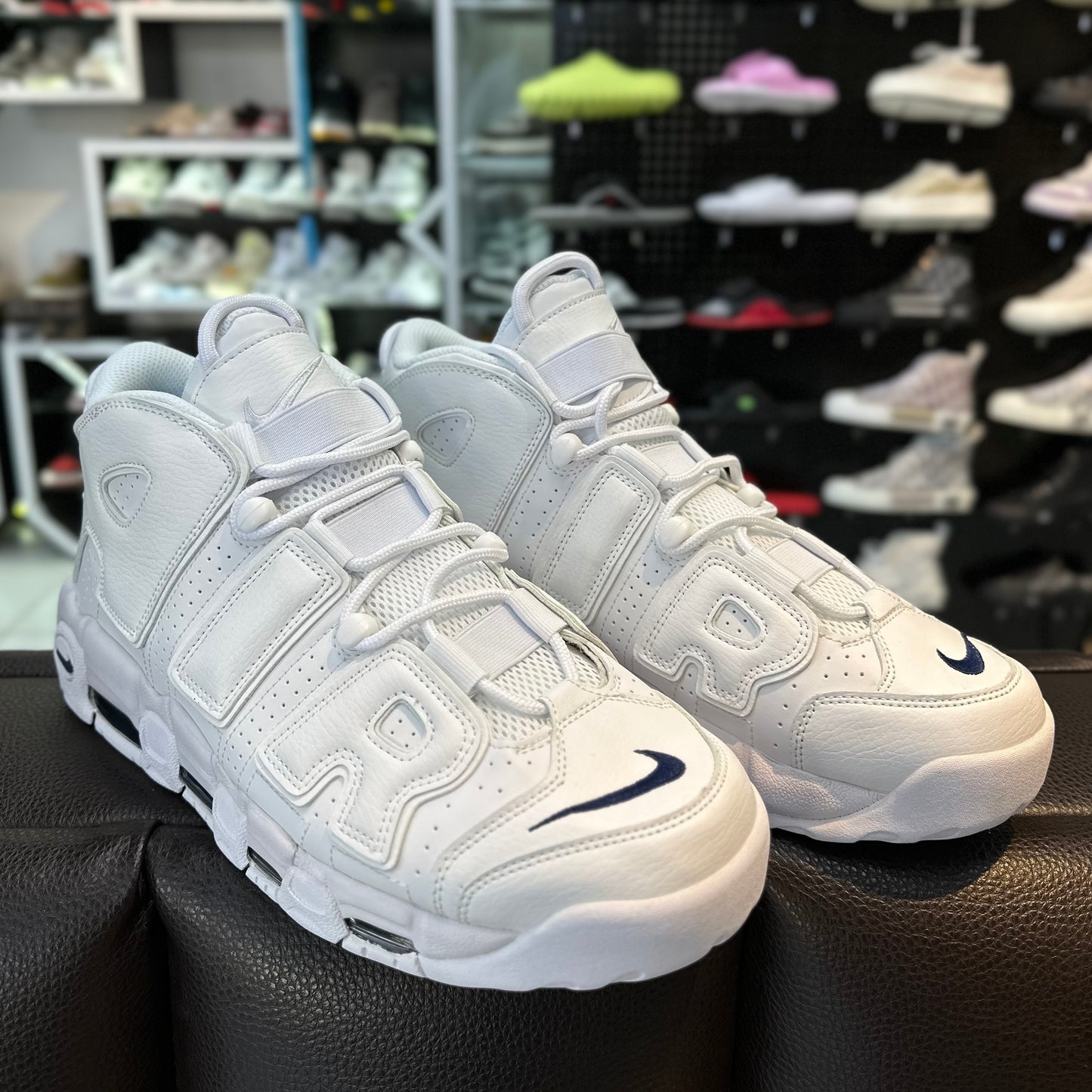 Uptempo Todo Blanco