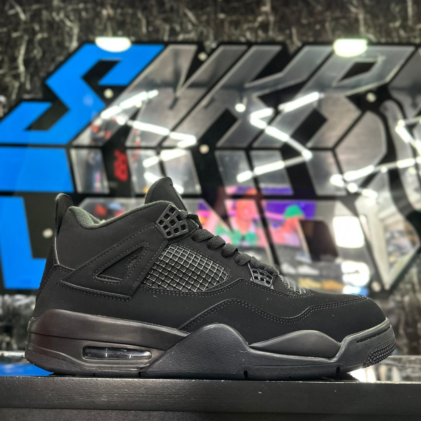 Jordan 4 Black Cat