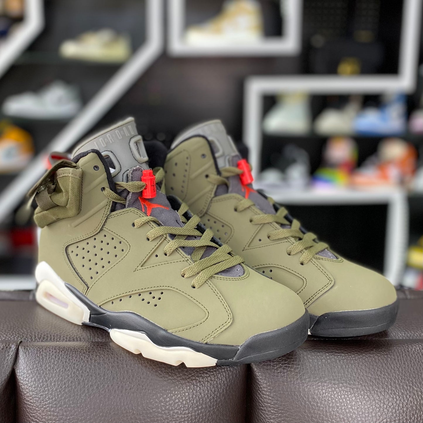 Jordan 6 Travis Scott