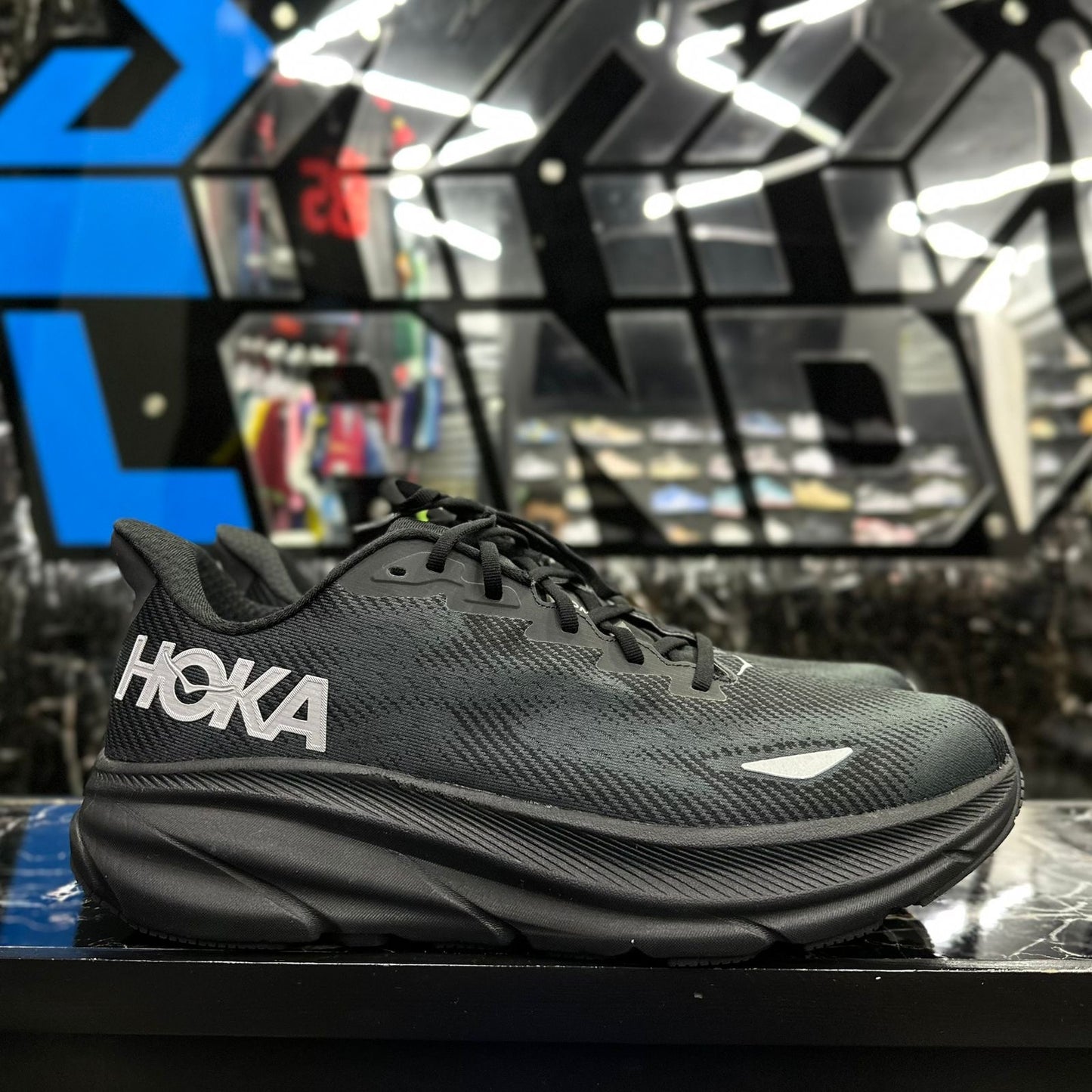 Hoka Goretex