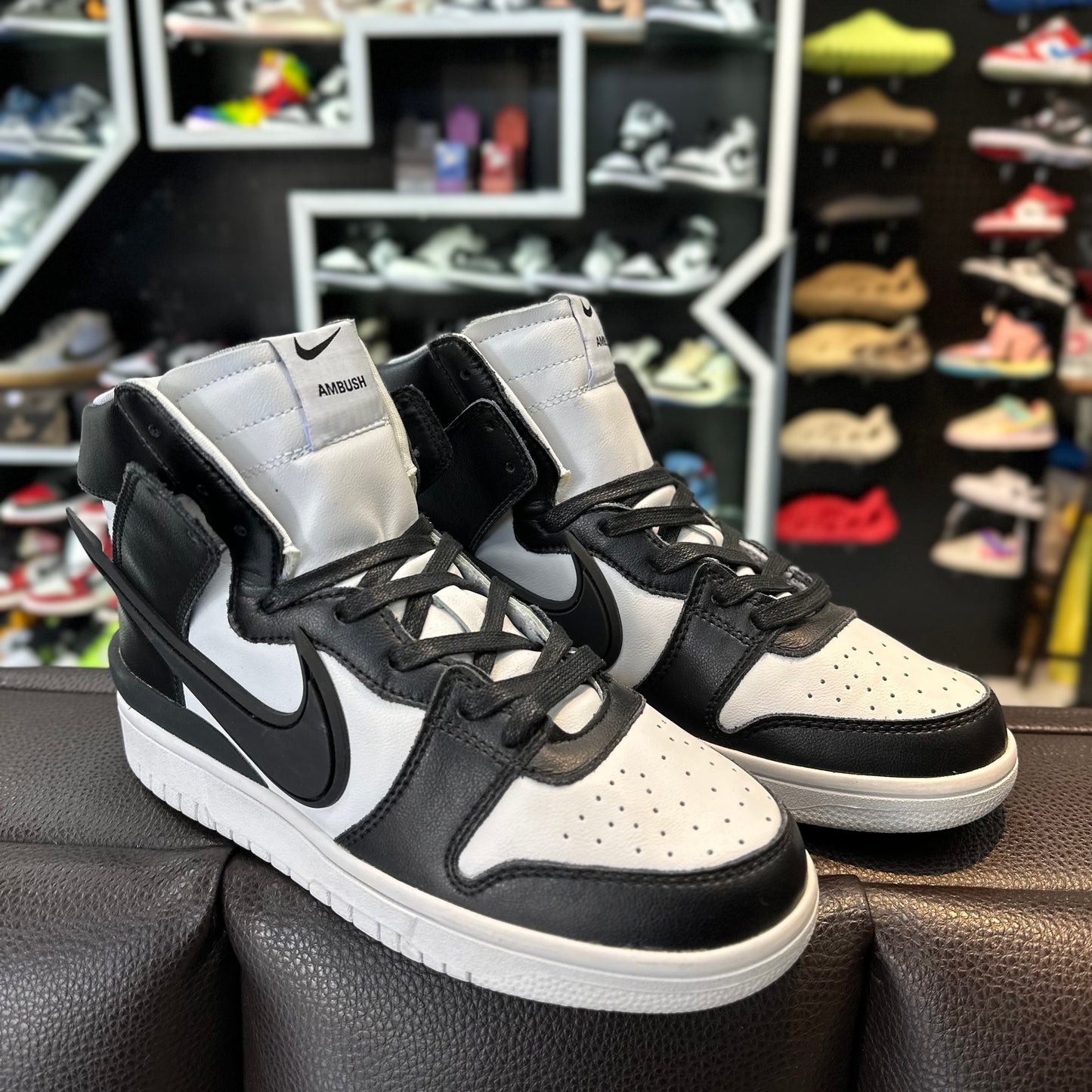 Sb Mid Panda Ambush – Sneakerland