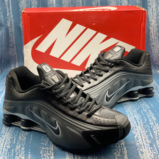 Nike Shox Negro/Gris