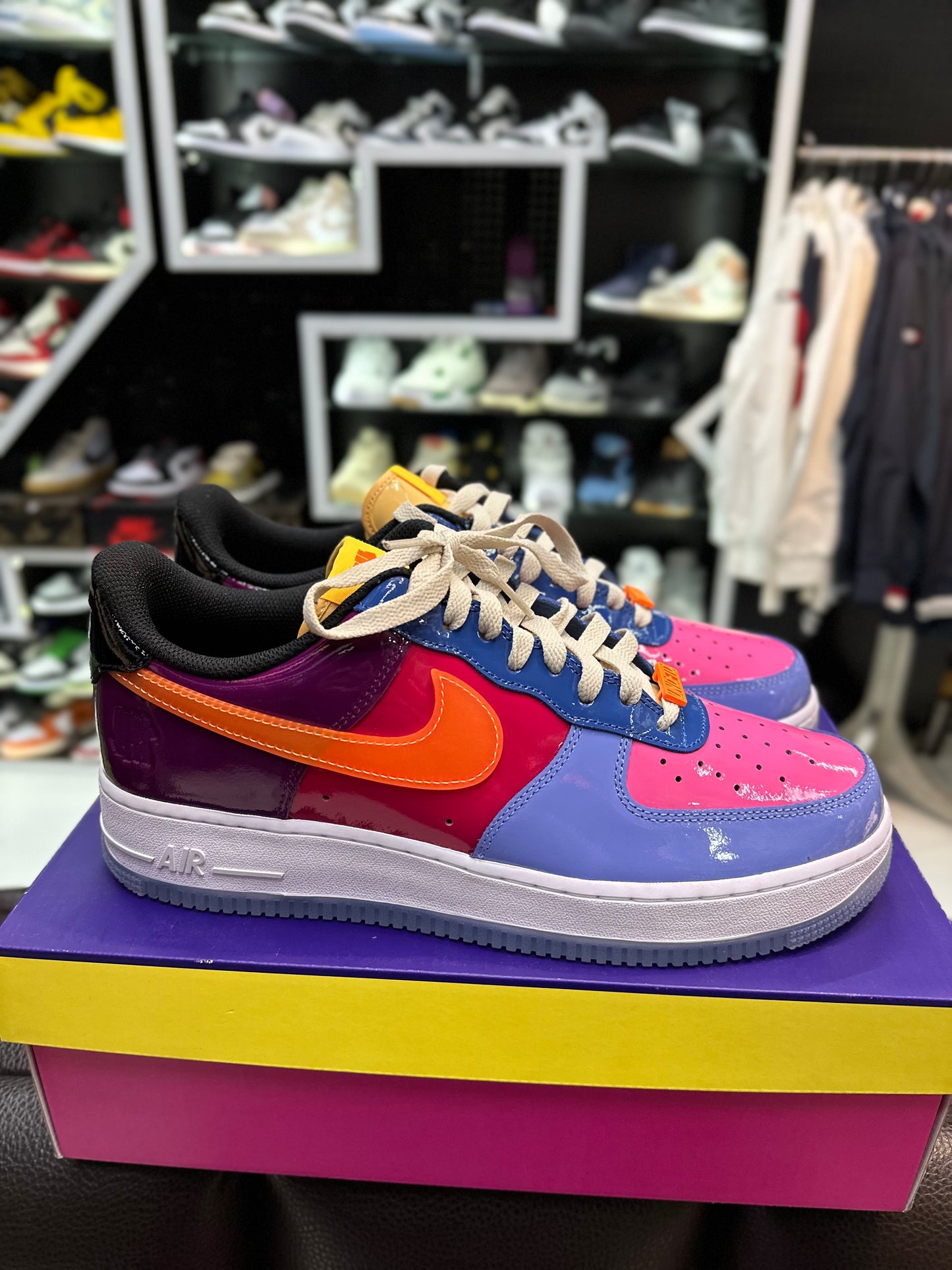 AF1 Low Charol Colores