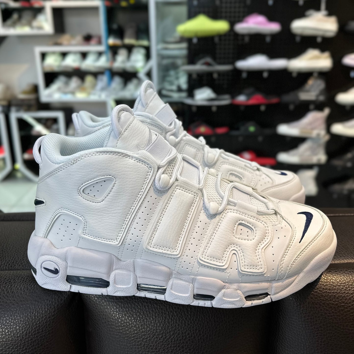 Uptempo Todo Blanco