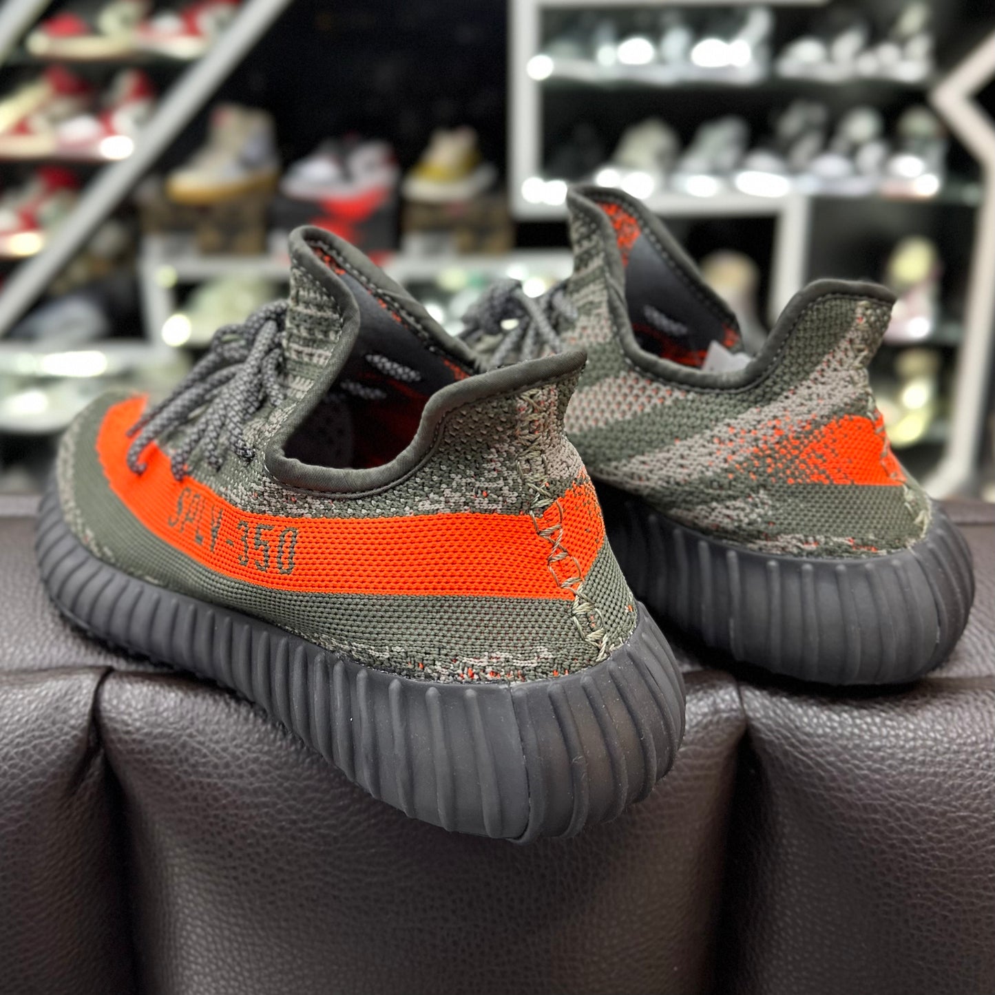 YEEZY BOOST 350 V2 Carbon Beluga