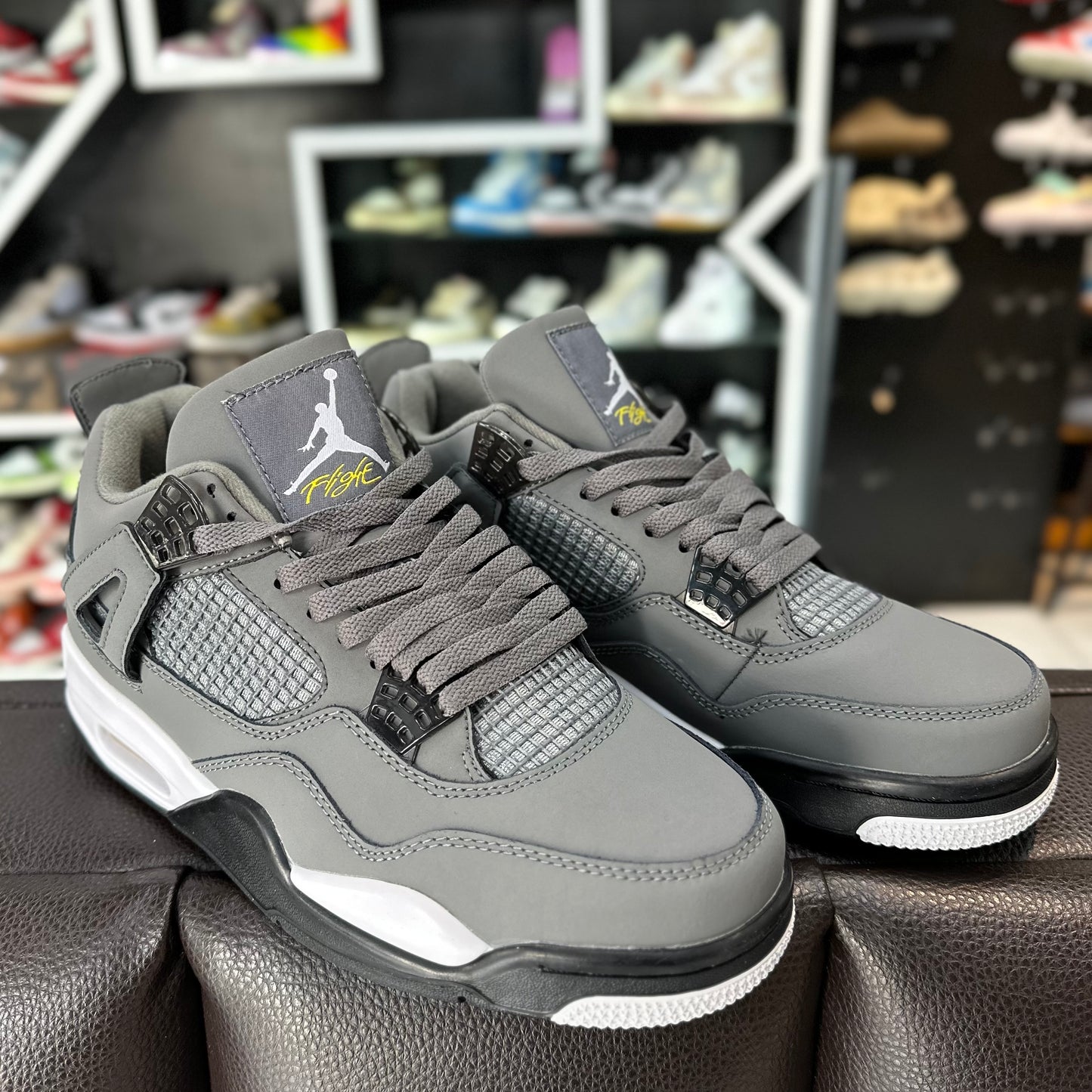 Jordan 4 Cool Gray