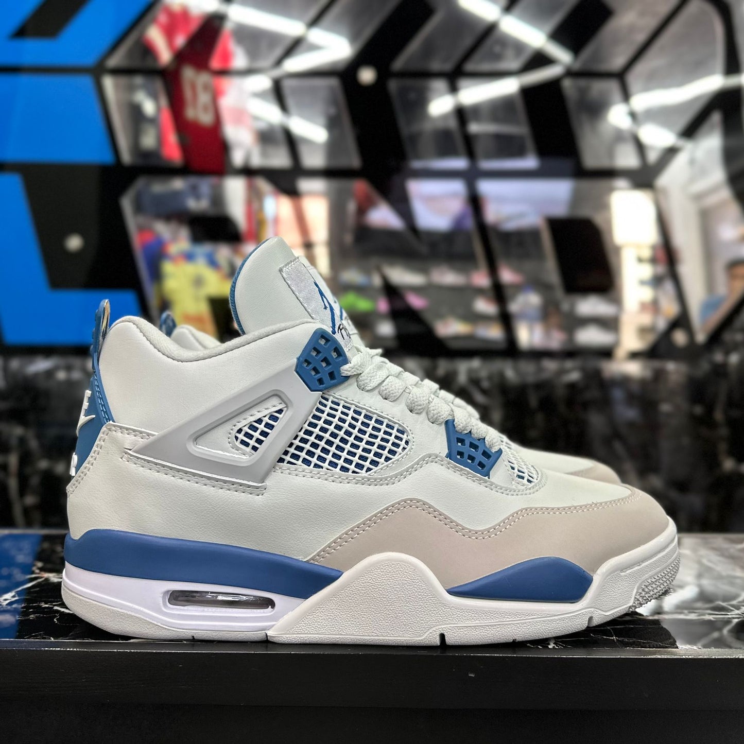 Jordan 4 Military Blue