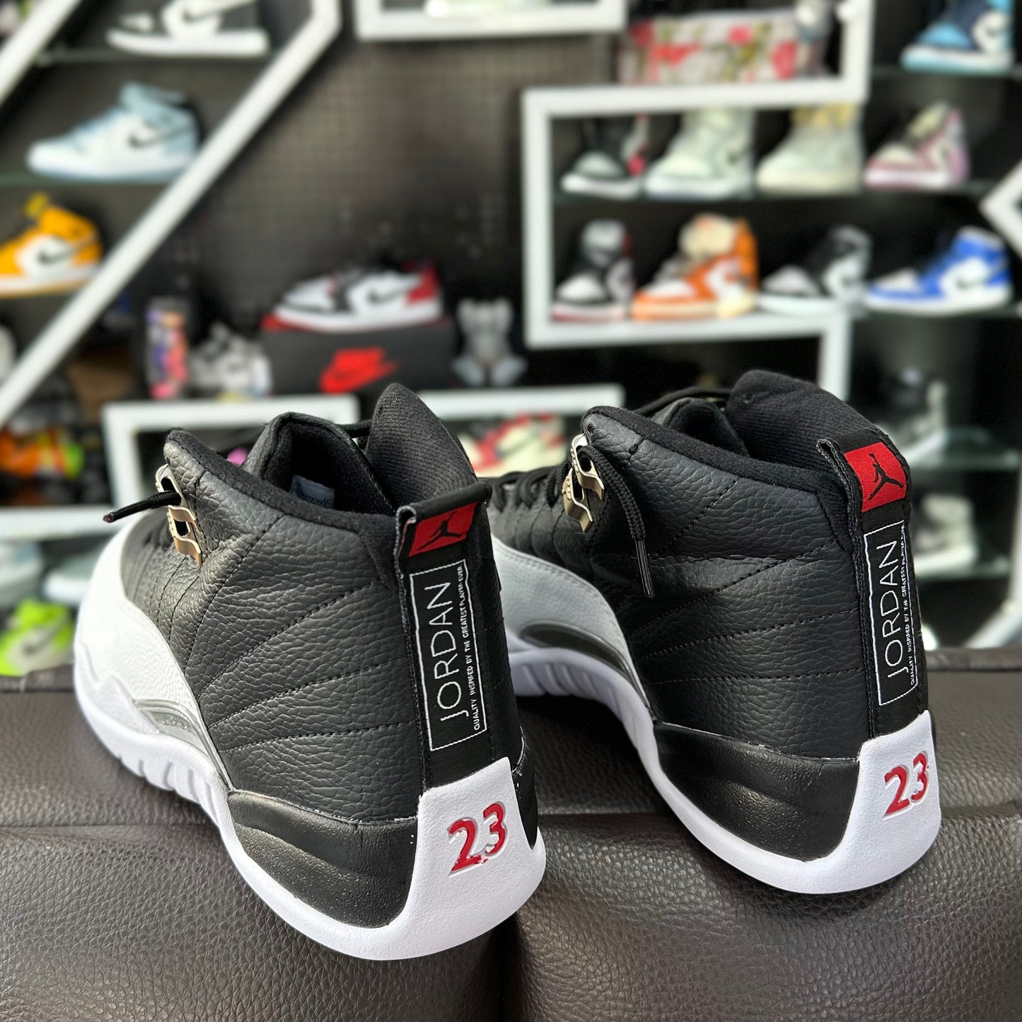 Jordan 12 Negro