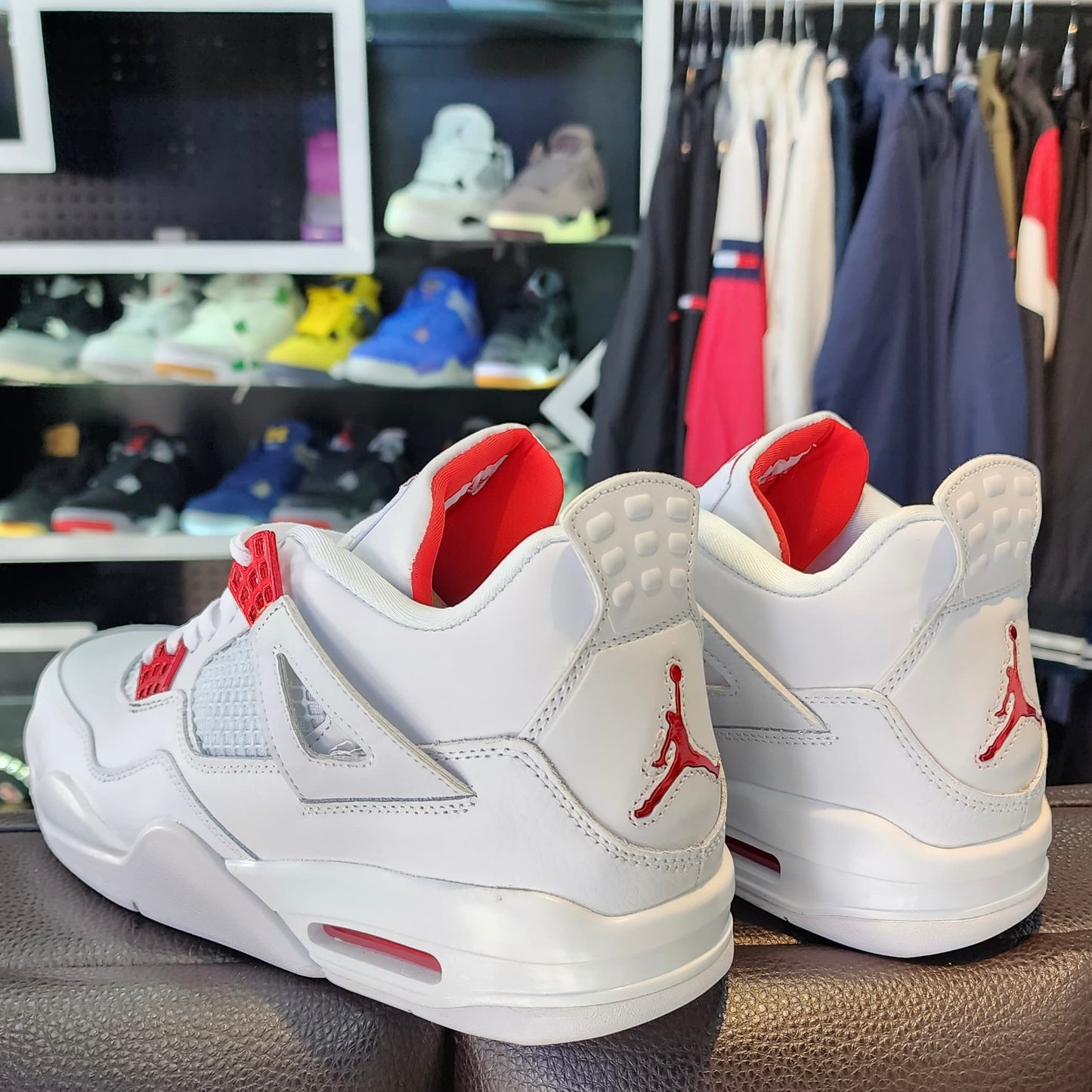 Jordan 4 Placas Rojas