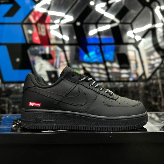 AF1 Low Negro/Supreme