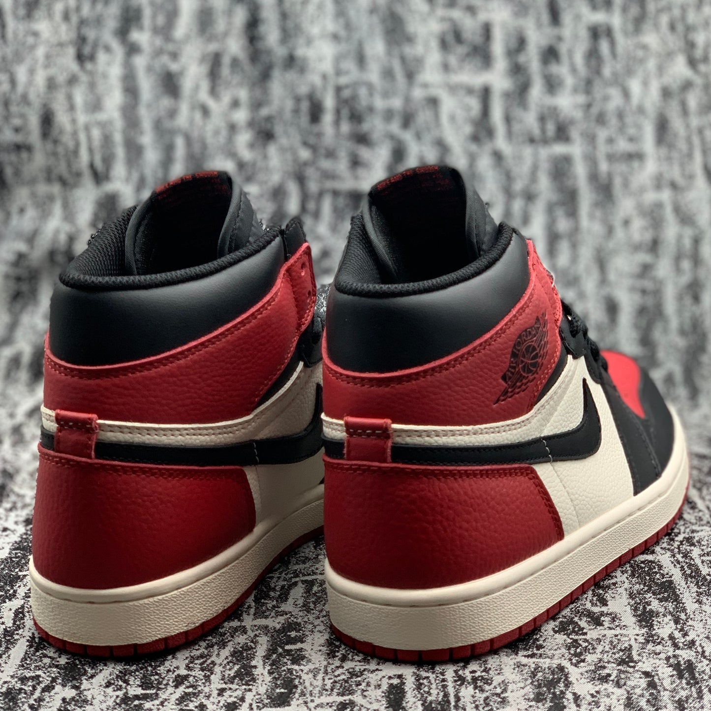 Jordan 1 High Bred Toe