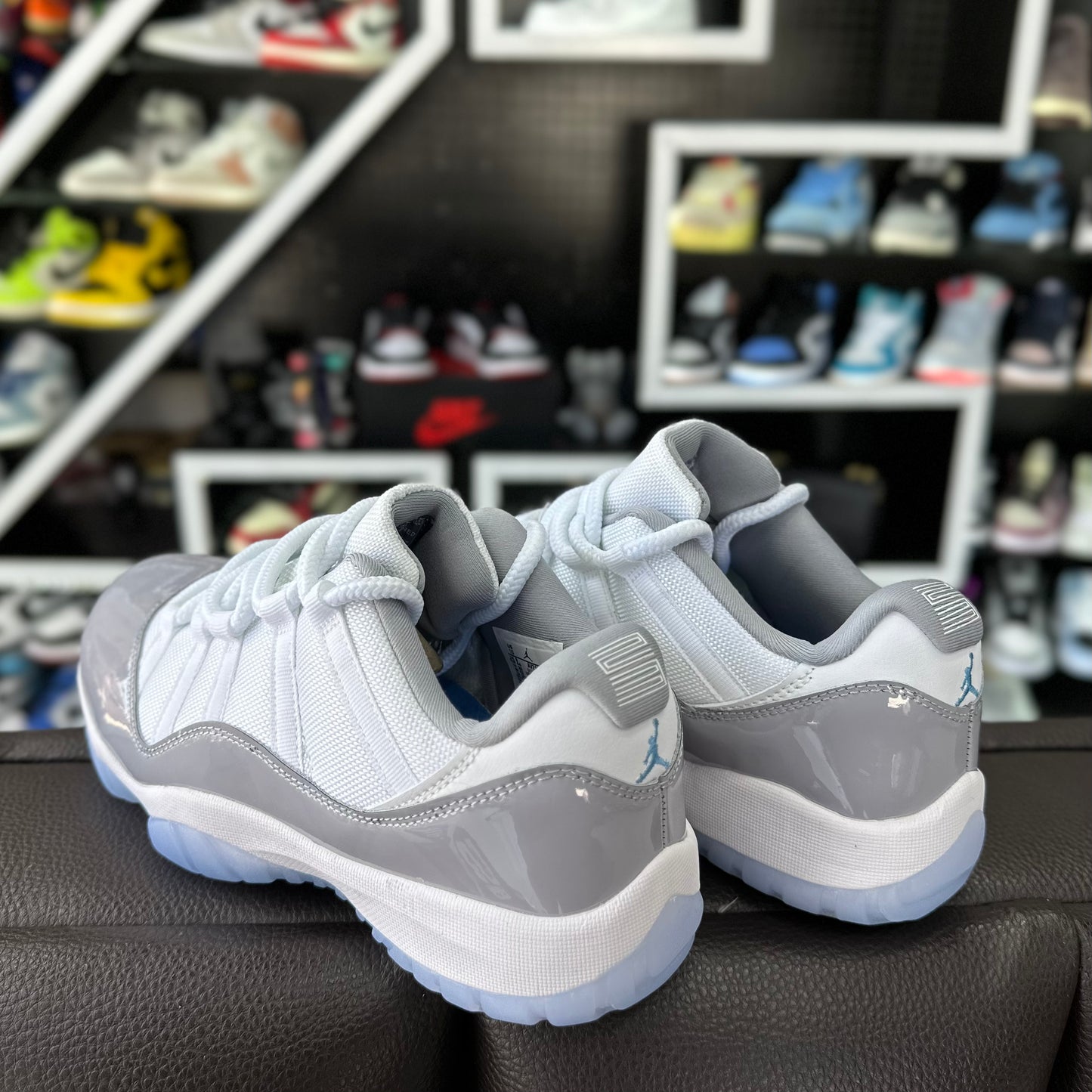 Jordan 11 Low Gris