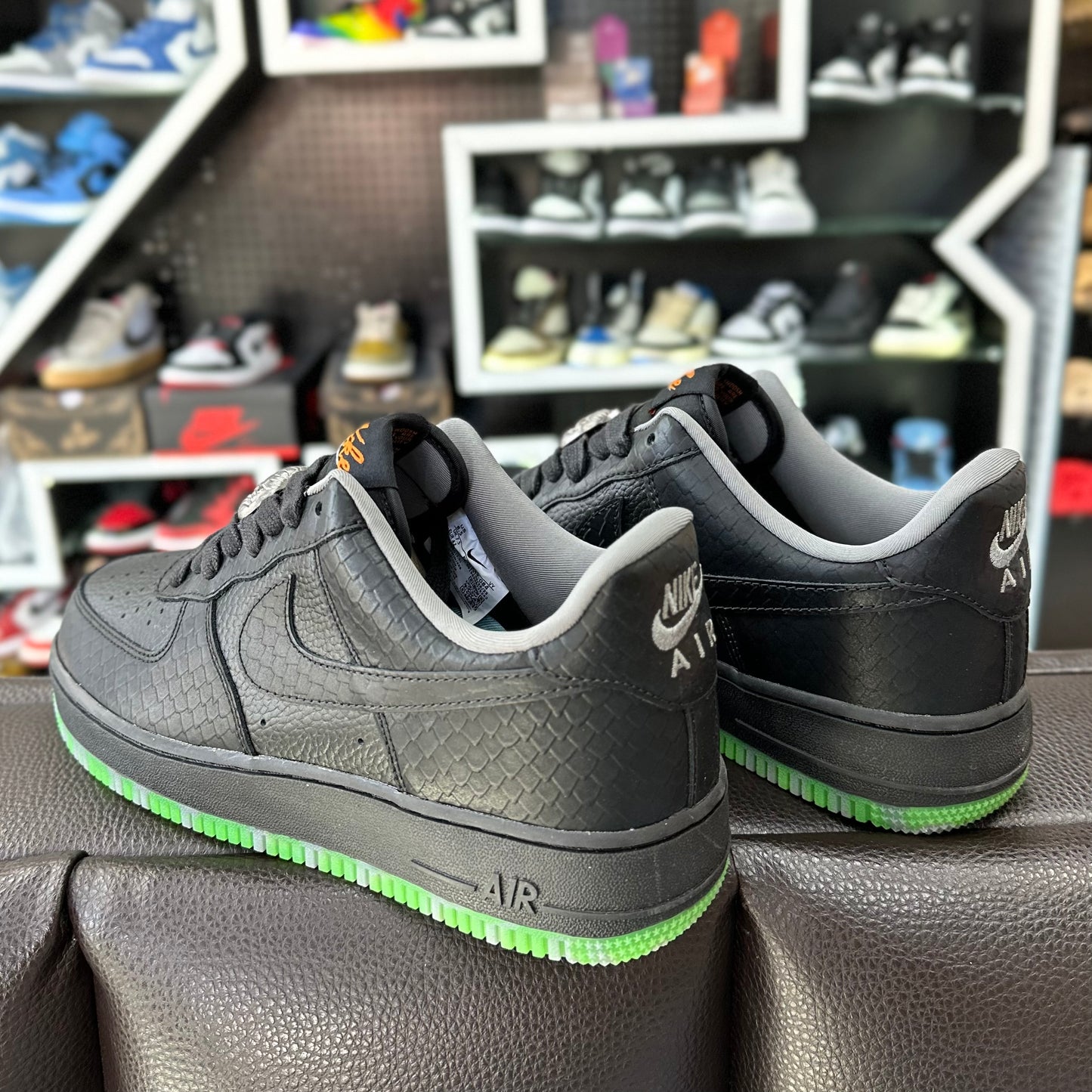 AF1 Low Hallowen Negro