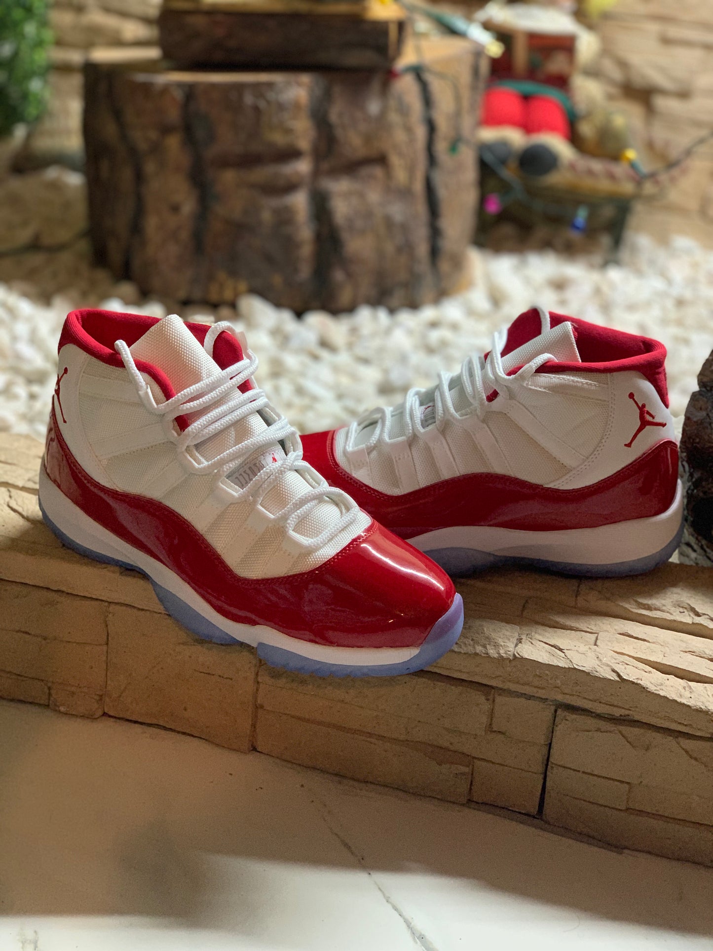 Jordan 11 Cherry