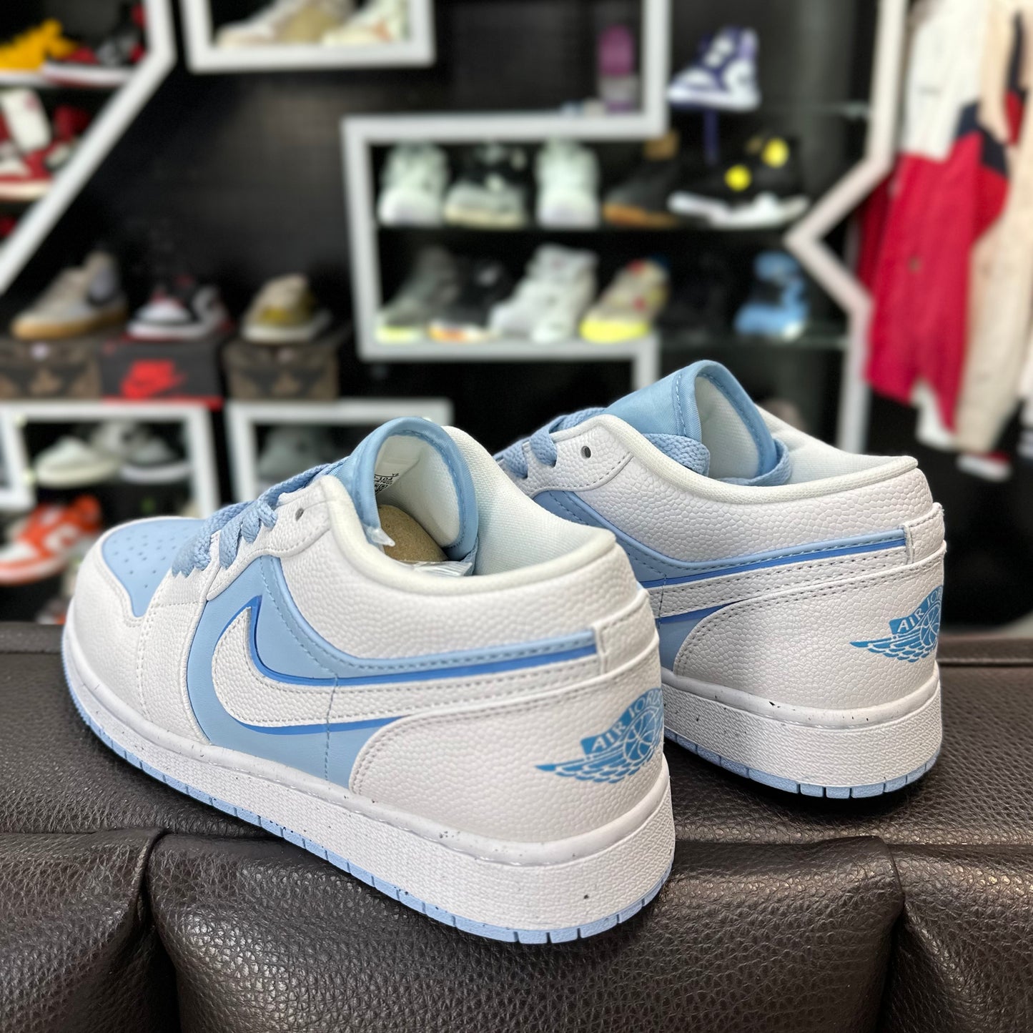 Jordan 1 Low Unc Blue Toe