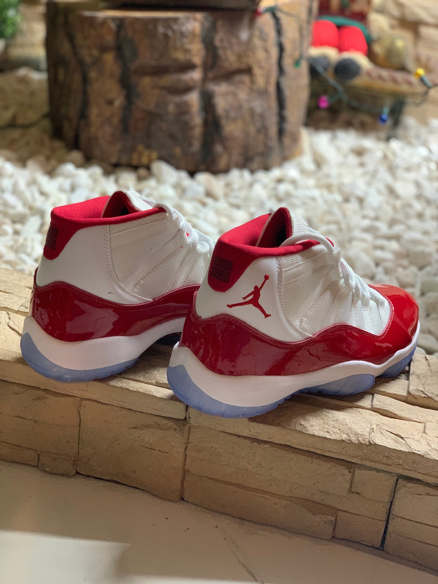 Jordan 11 Cherry