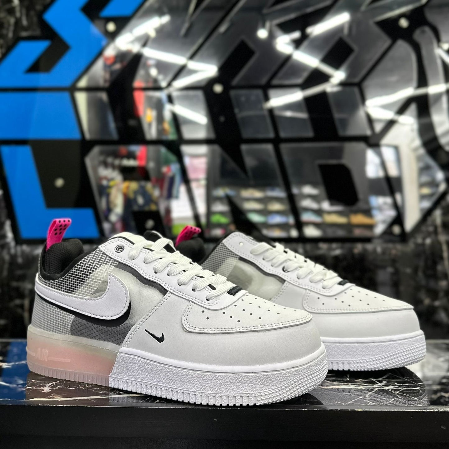 AF1 React White Pink