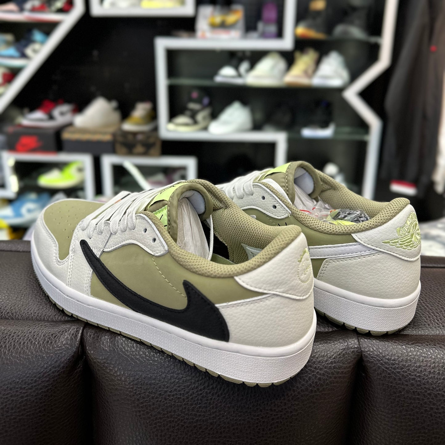 Jordan 1 Low Travis Golf