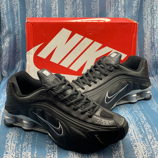 Nike Shox Negro Resortes Grises