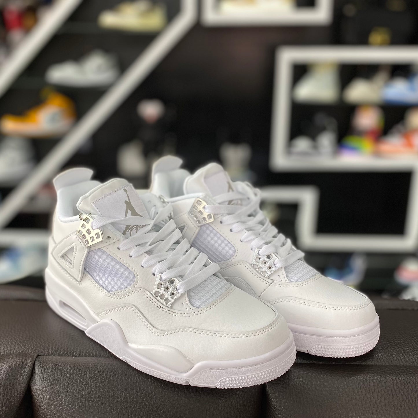 Jordan 4 Placas Plata