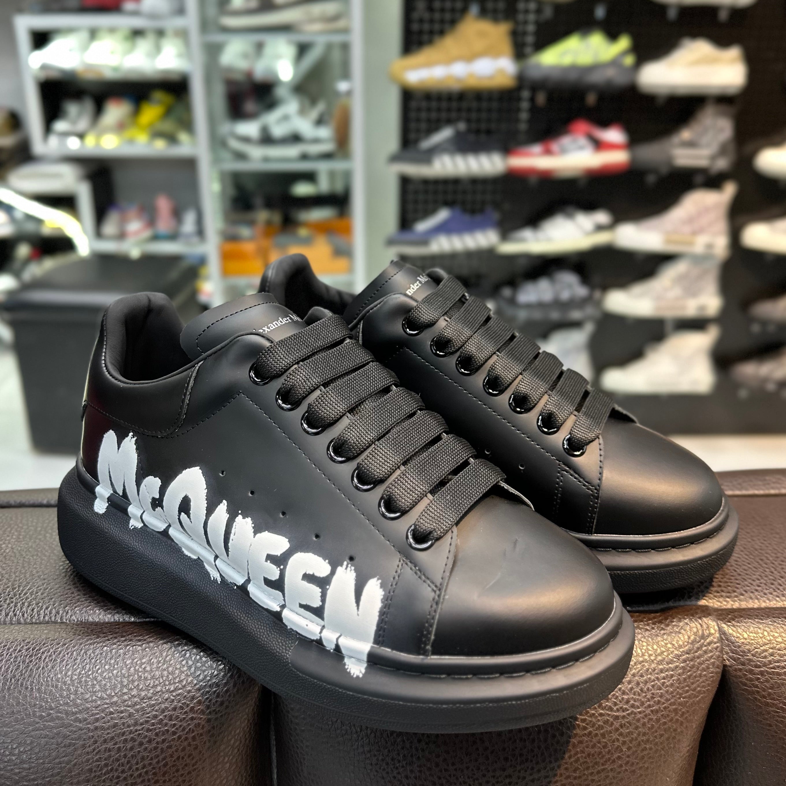 Alexander Mcqueen Negro Letras