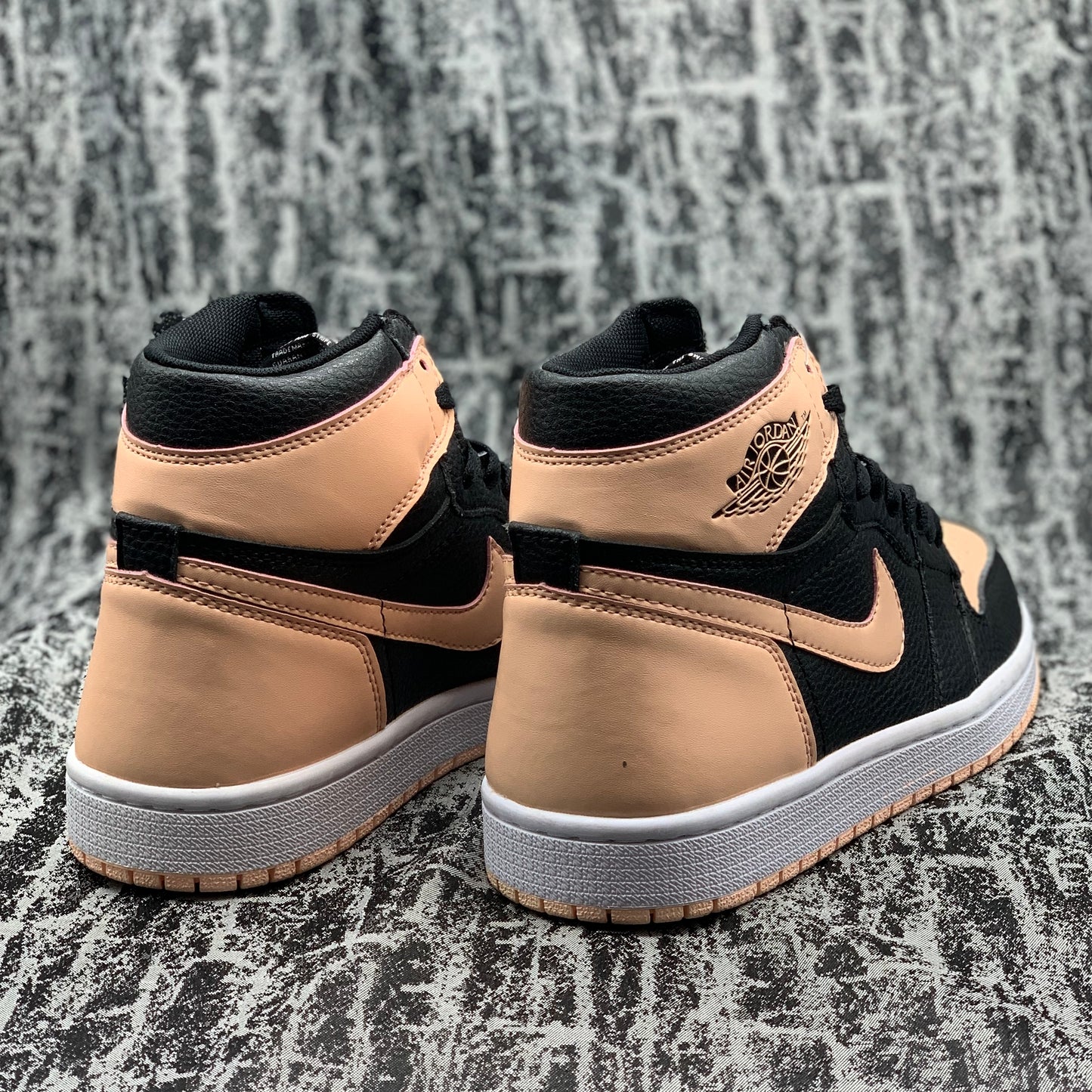 Jordan 1 High Crimson Tint