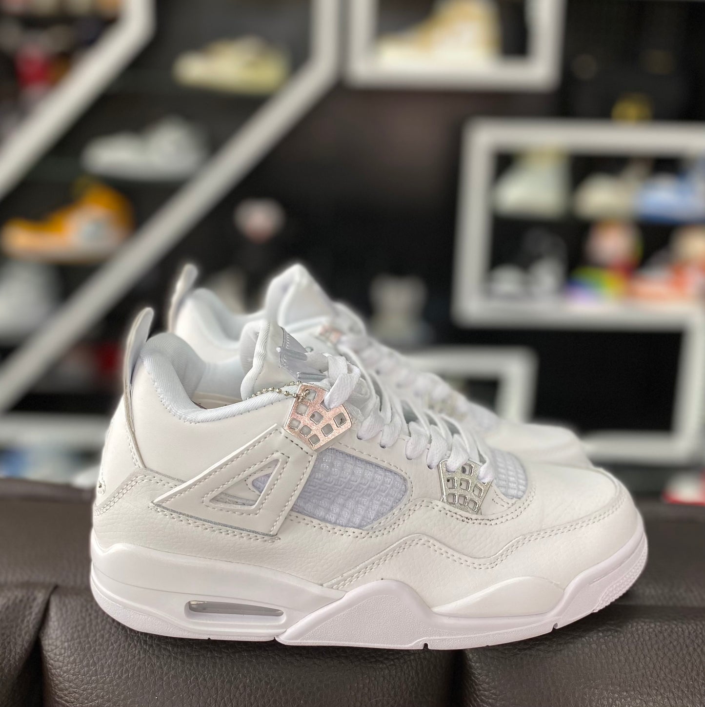 Jordan 4 Placas Plata