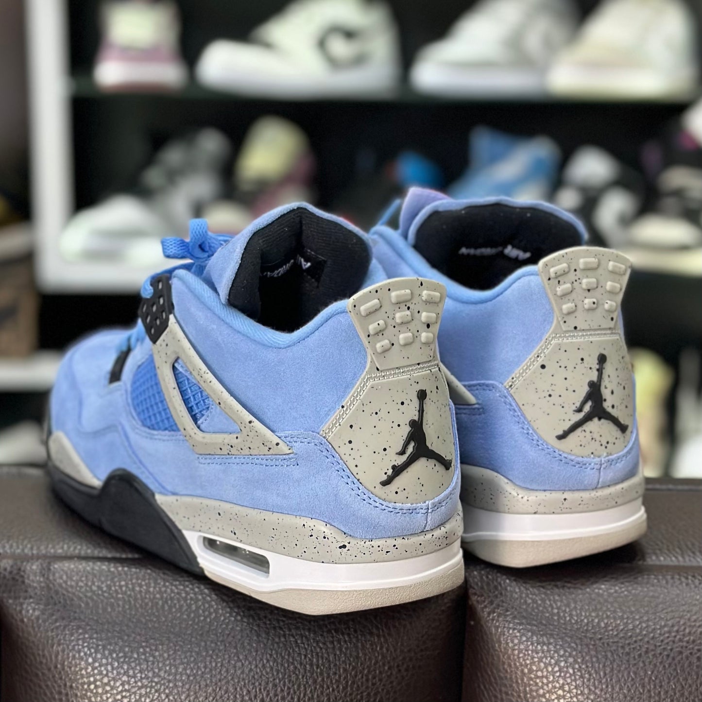 Jordan 4 UNC