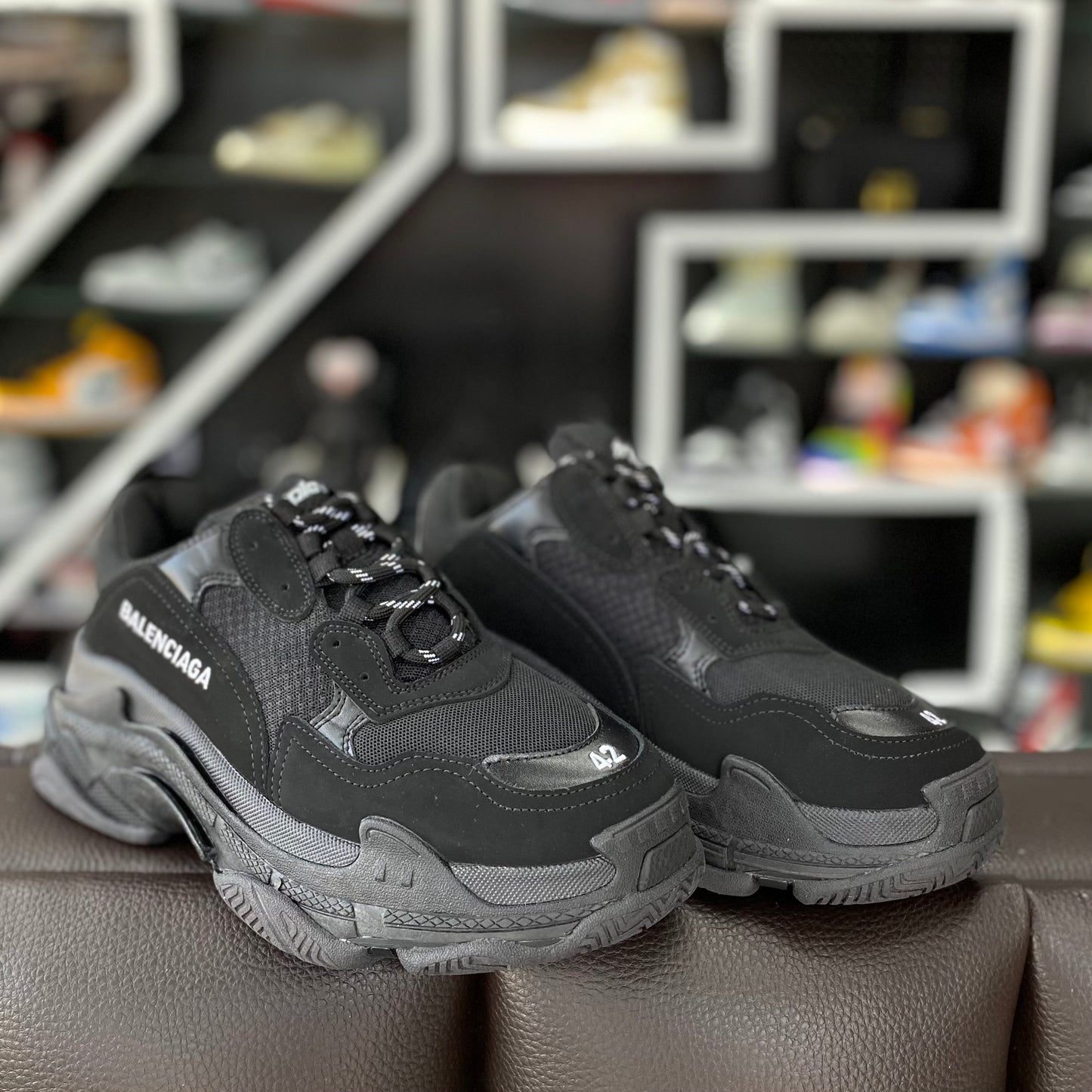 Balenciaga Triple S Negro