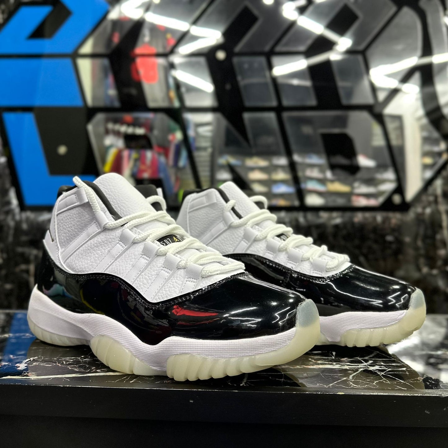 Jordan 11 Concord Piel