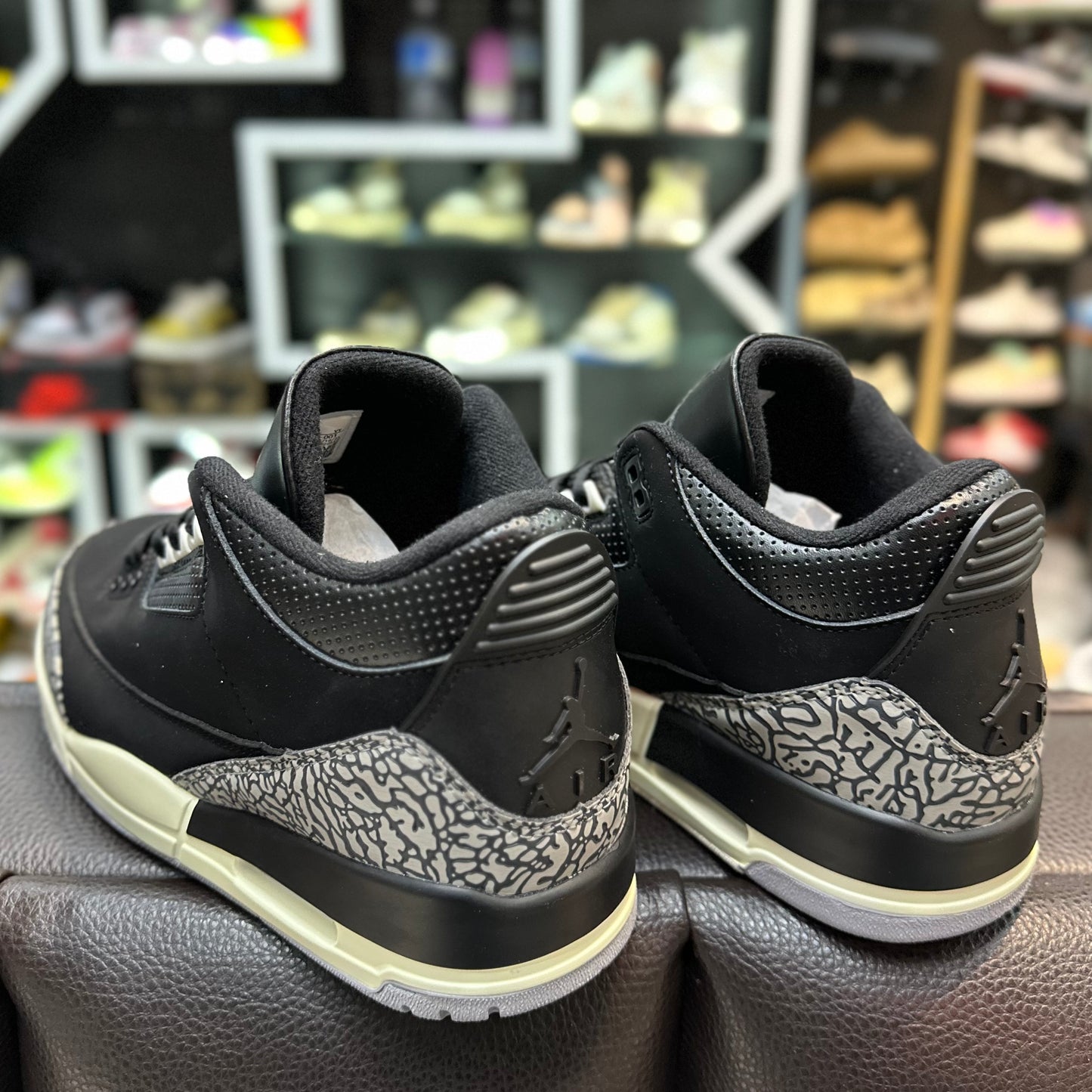 Jordan 3 Negro Gris