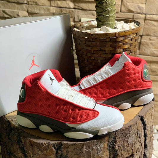 Jordan 13 Rojo/Gris