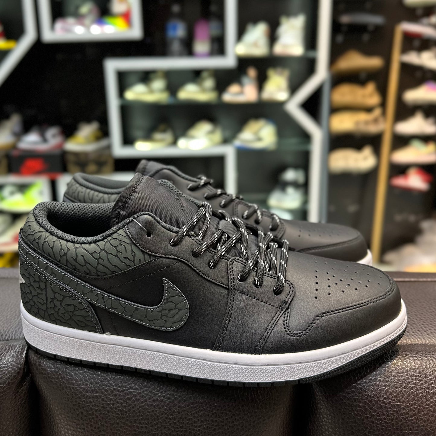 Jordan 1 Low Negro Camuflaje