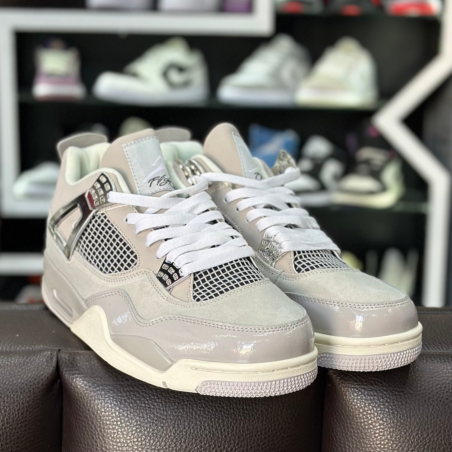 Jordan 4 Gris Charol