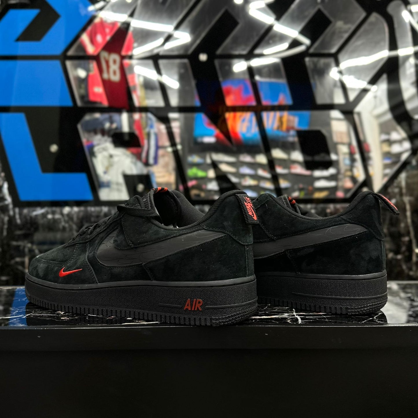 AF1 Multi-Swoosh Black Crimson