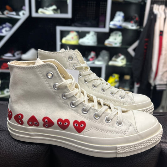 Converse Play Corazoncitos