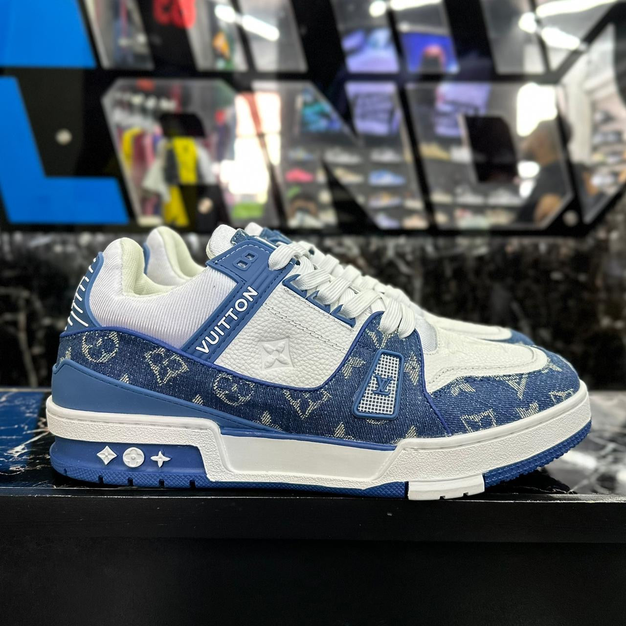 LV Trainer Azul