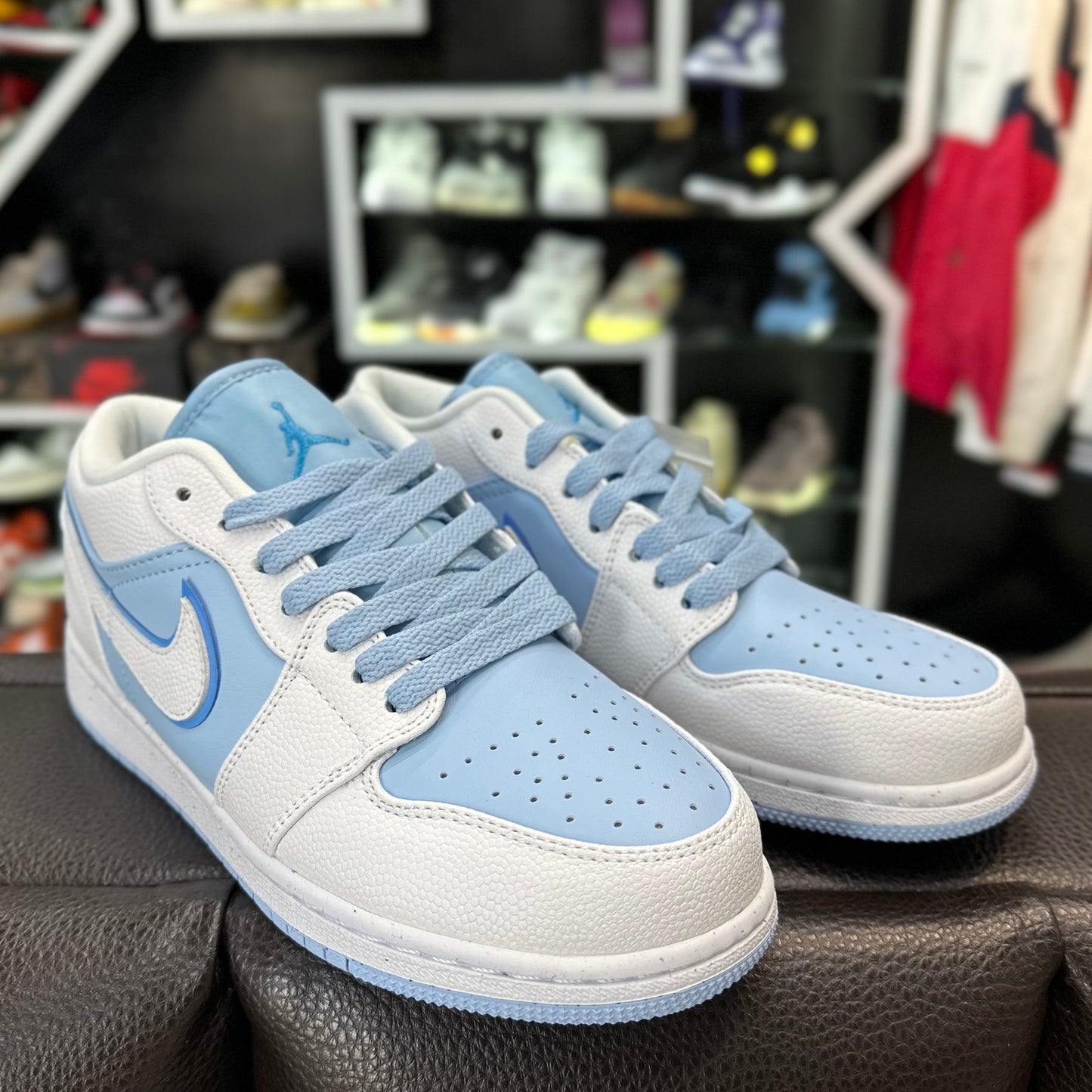 Jordan 1 Low Unc Blue Toe