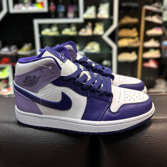 Jordan 1 Mid Morado