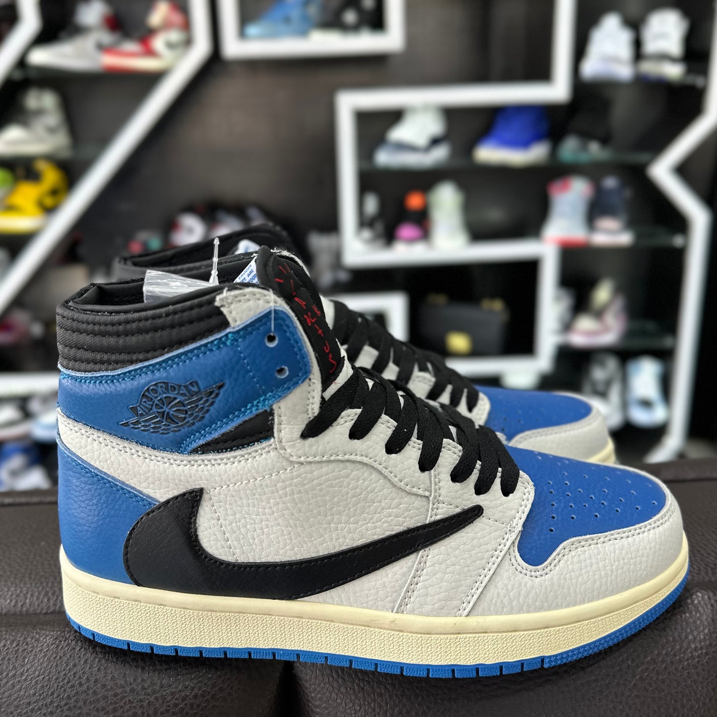 Jordan 1 High Travis Fragment