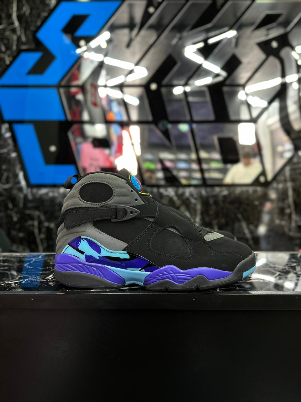 Jordan 8 Aqua