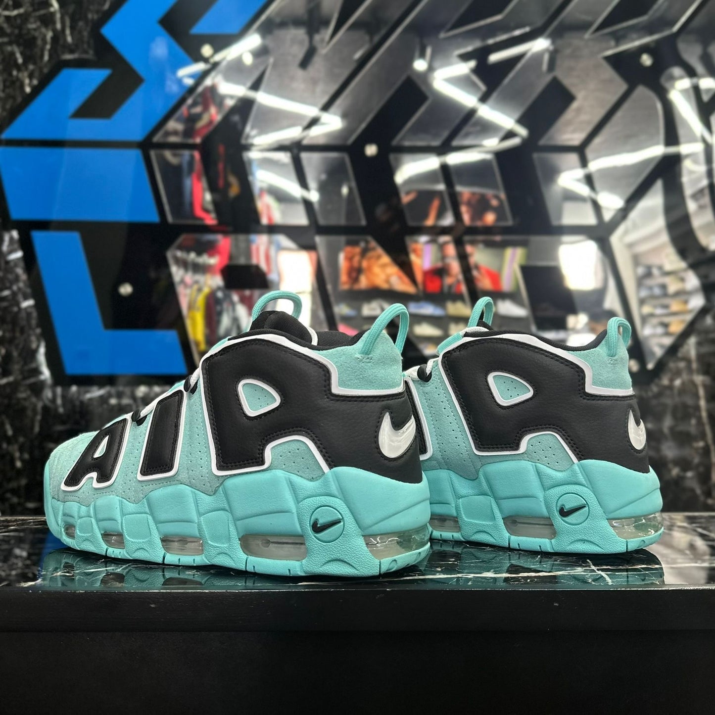 Uptempo Light Aqua